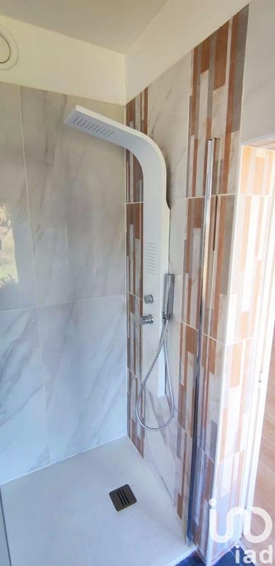 Maison - 226 m² - 7 pièces