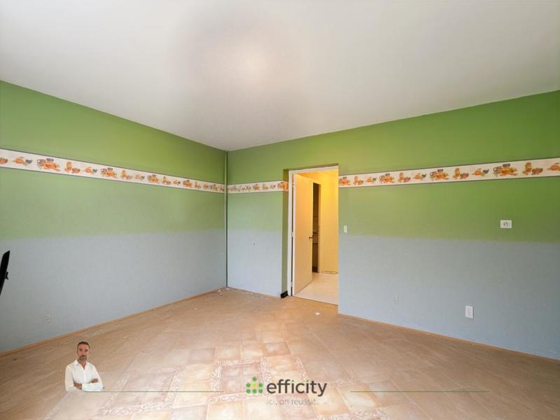 Pavillon - 151 m² - 6 pièces