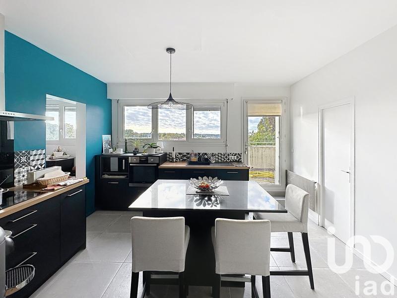 Appartement - 97 m² - 4 pièces