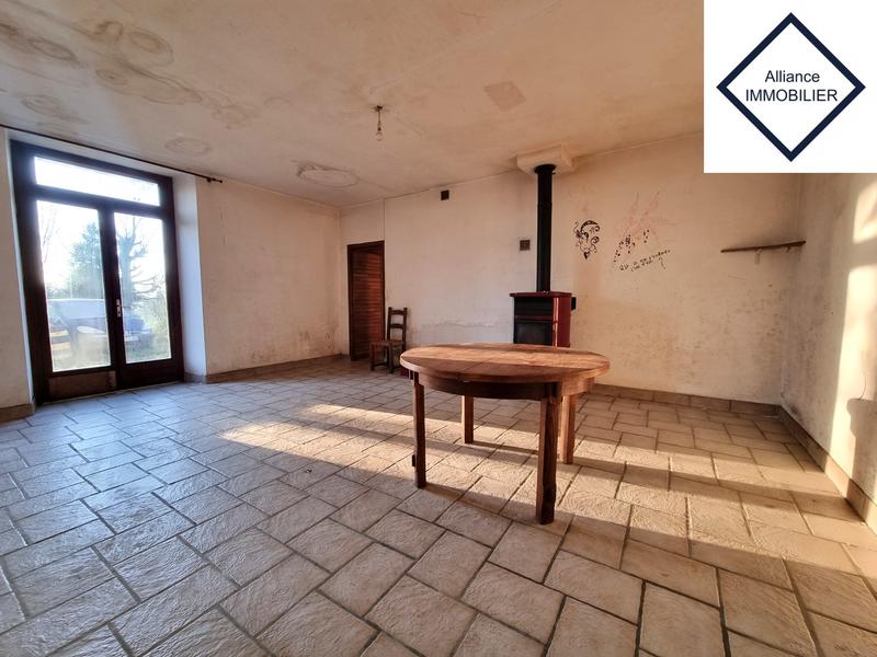 Maison - 96 m² - 8 pièces