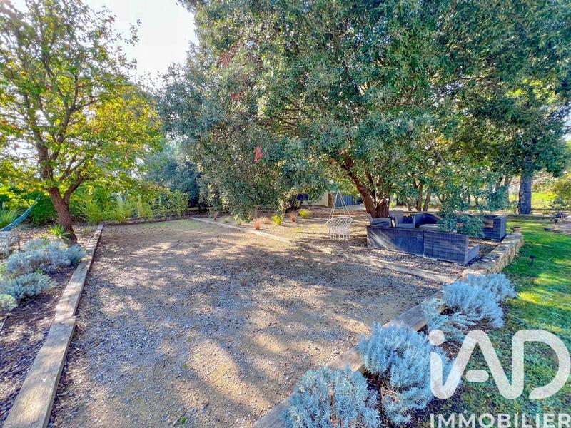 Maison - 185 m² - 5 pièces