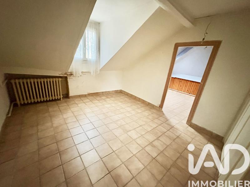 Maison - 104 m² - 5 pièces