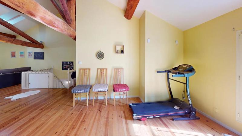 Maison - 231 m² - 10 pièces