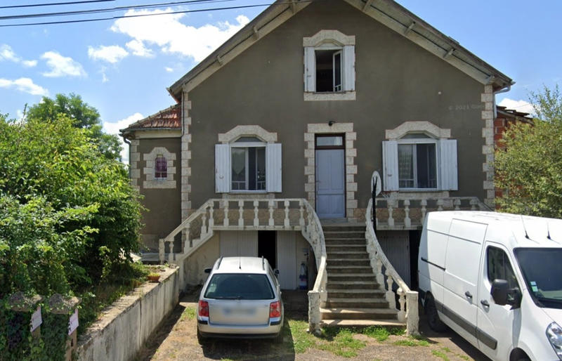Maison - 96 m² - 4 pièces