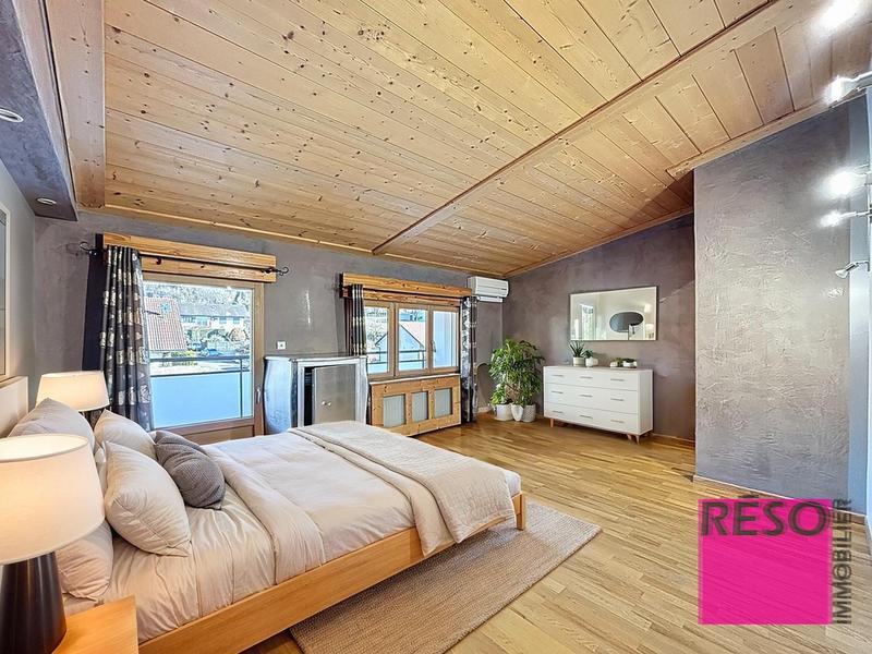 Appartement - 186 m² - 7 pièces