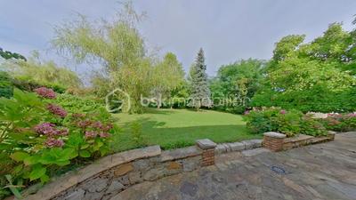 Propriété - 149 m² - 6 pièces