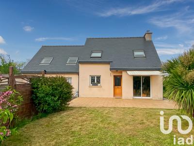 Maison - 93 m² - 5 pièces