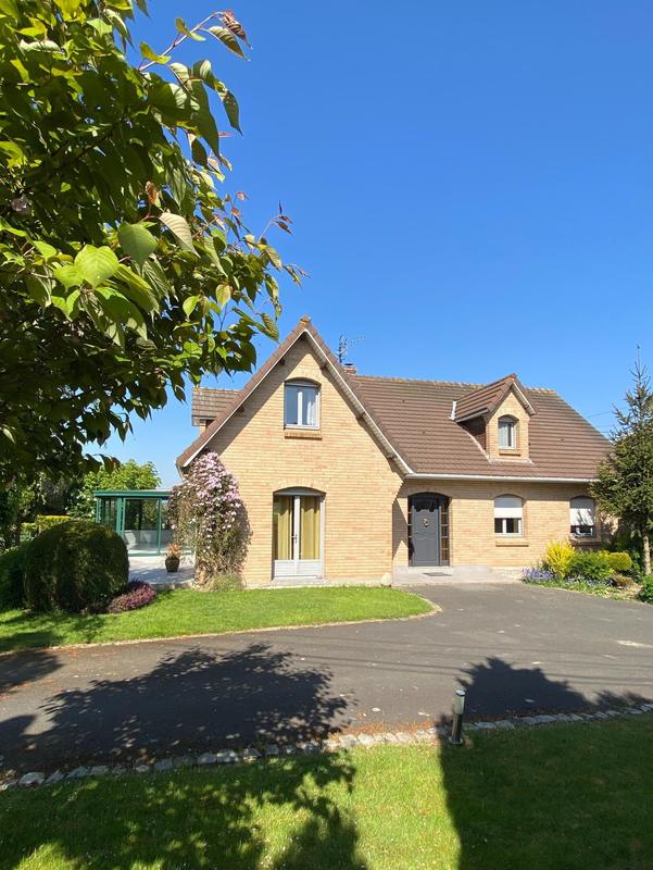 Maison - 195 m² - 7 pièces