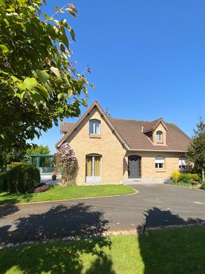 Maison - 195 m² - 7 pièces