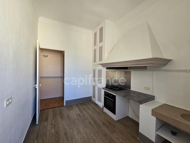 Appartement bourgeois - 80 m² - 4 pièces