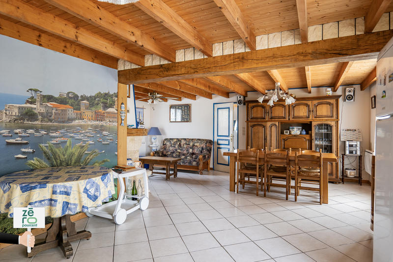 Maison - 94 m² - 4 pièces