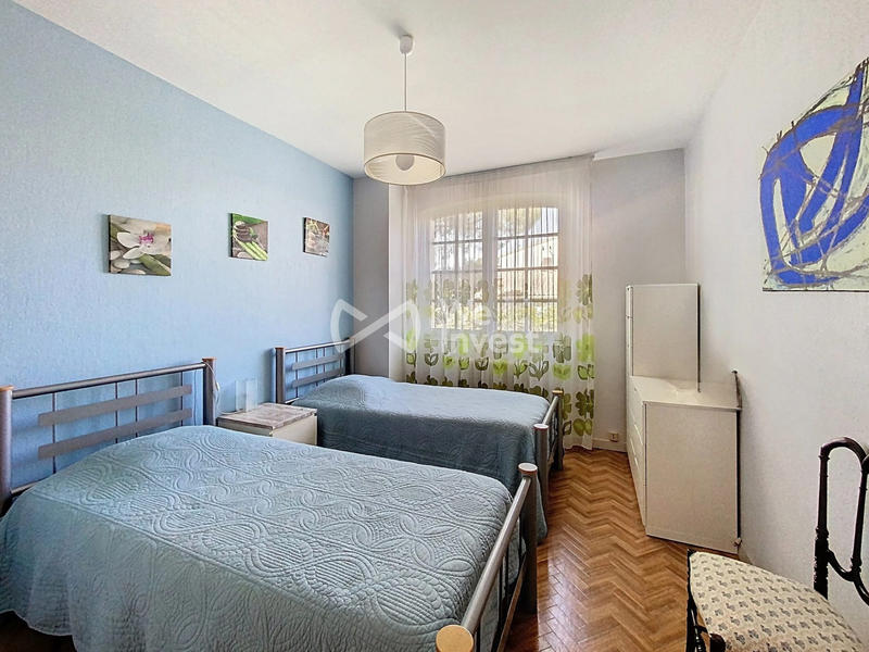 Maison - 226 m² - 6 pièces