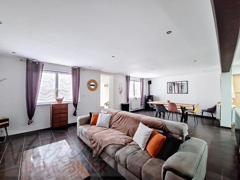 Maison - 151 m² - 7 pièces