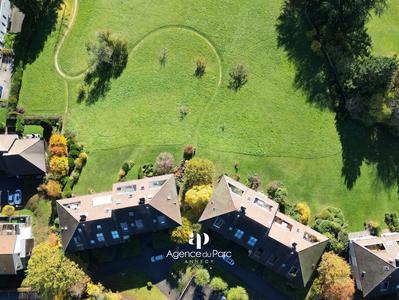 Appartement - 94 m² - 3 pièces