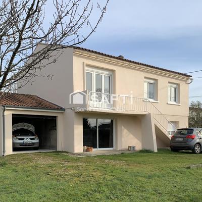 Maison - 82 m² - 6 pièces