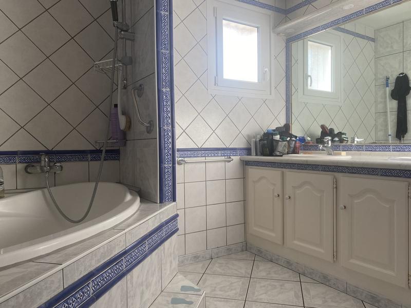 Villa - 95 m² - 4 pièces