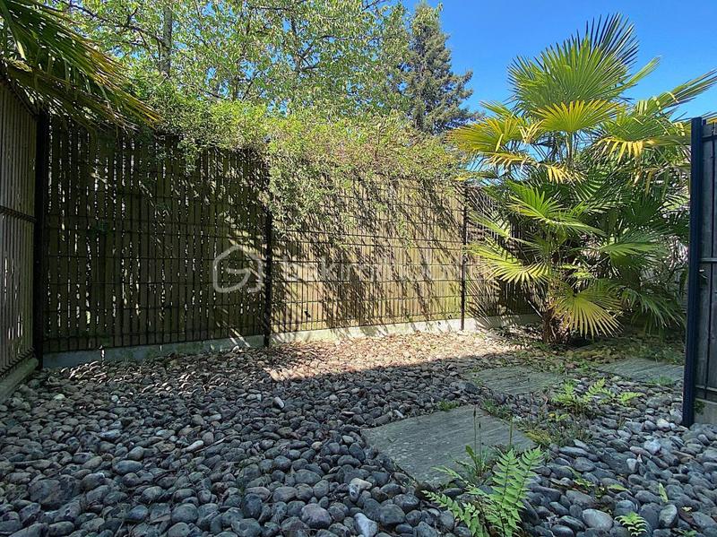 Loft - 124 m² - 4 pièces