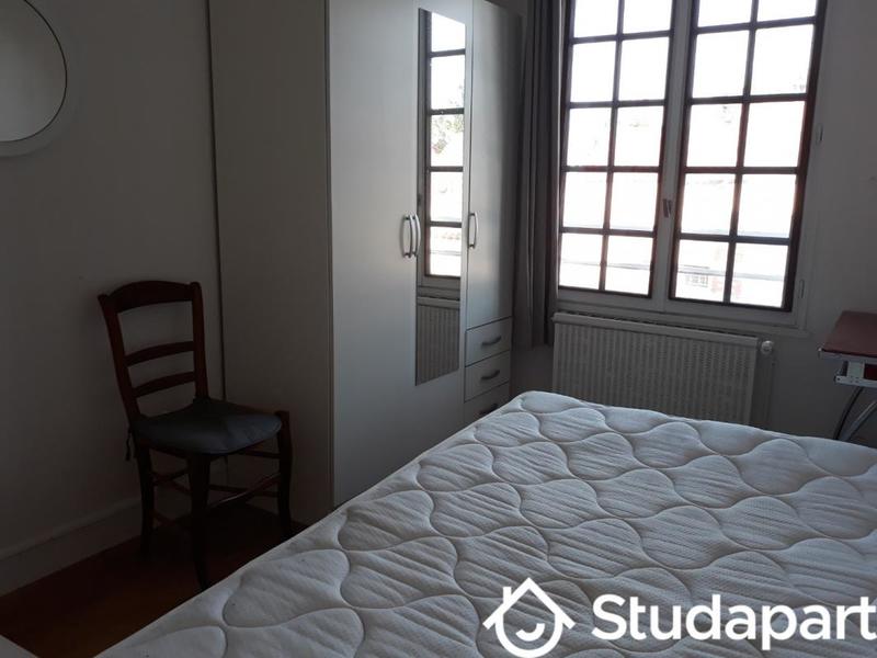 Chambre - 12 m² - 1 pièce