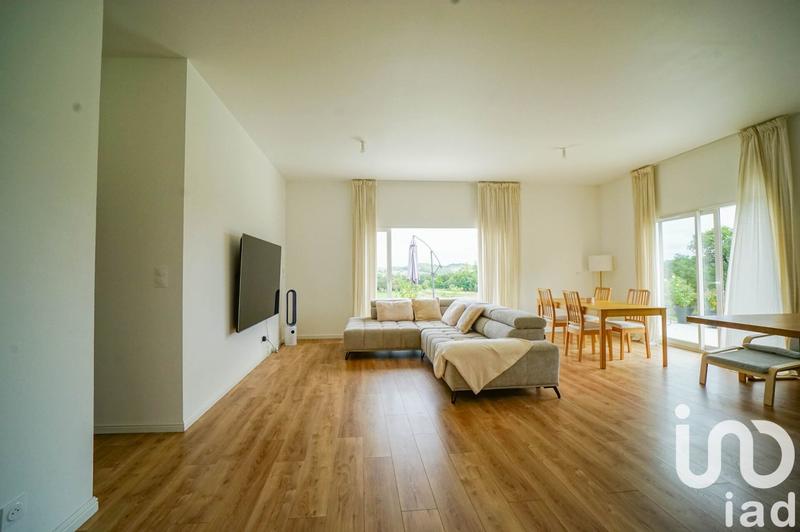 Maison - 121 m² - 5 pièces