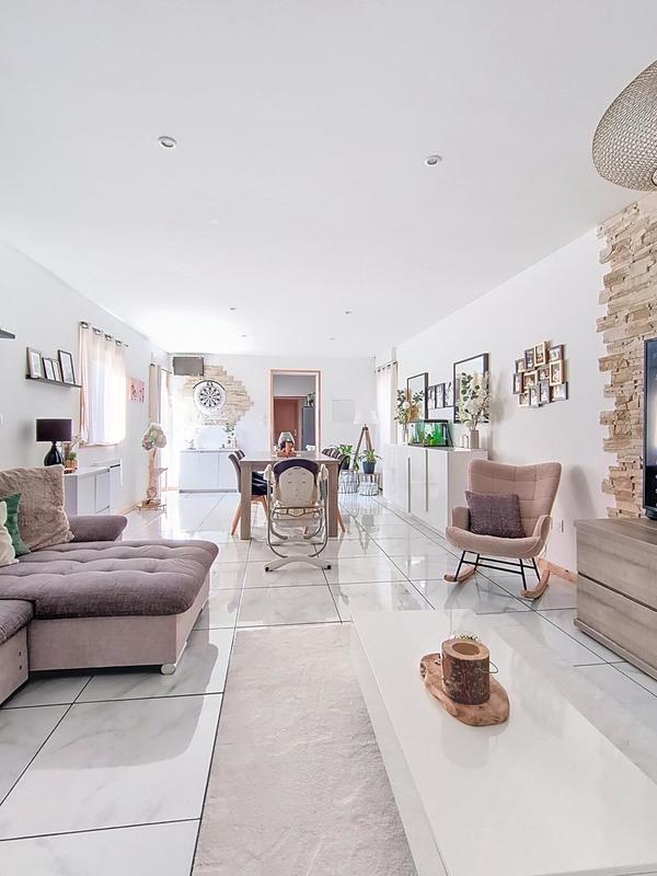 Maison - 120 m² - 5 pièces