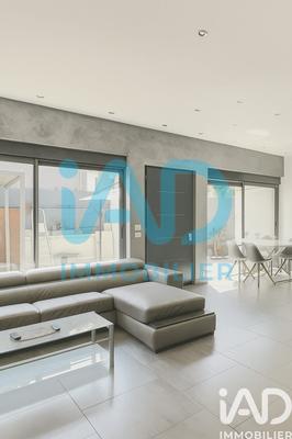 Maison - 175 m² - 8 pièces