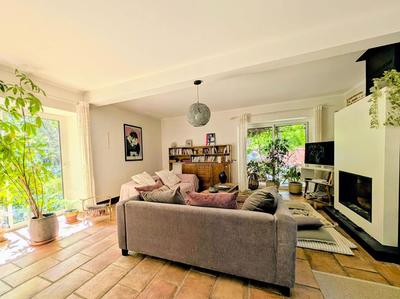 Demeure - 315 m² - 10 pièces