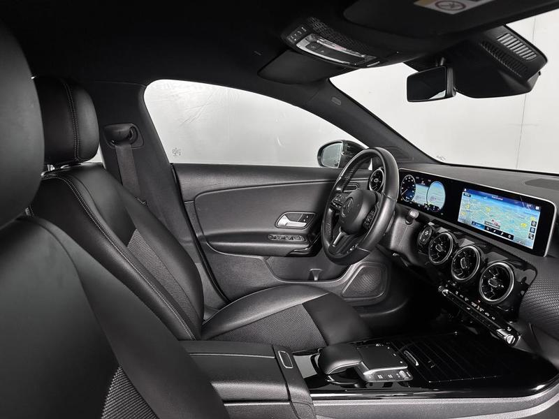 Mercedes Cla Shooting Brake 200d 150ch Ja17p Cuir Chauff Carplay Camera Regul Acc Gps 8g-Dct 200 d