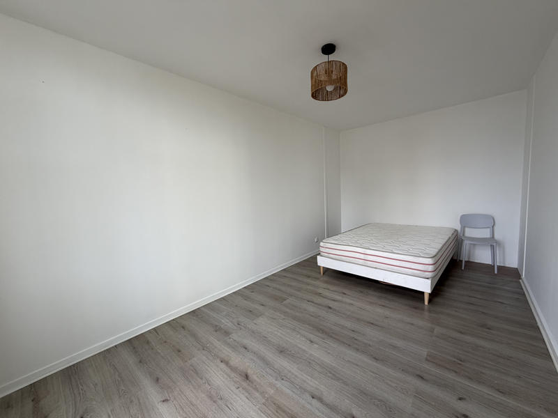 Appartement - 100 m² - 4 pièces