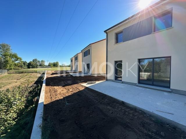 Maison - 81 m² - 5 pièces