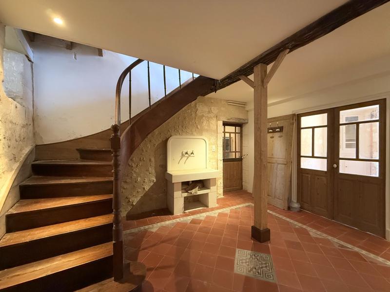 Maison - 226 m² - 7 pièces