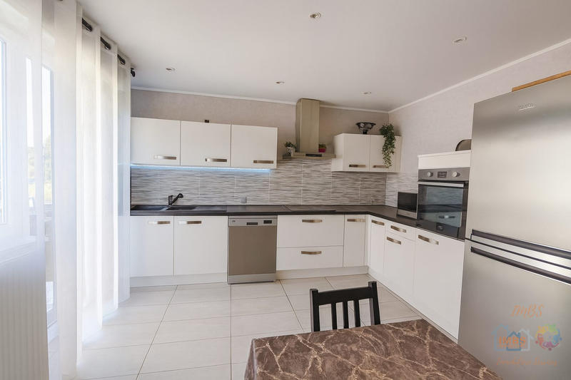 Appartement - 129 m² - 5 pièces