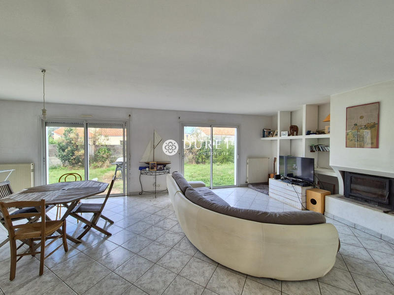 Maison - 90 m² - 4 pièces