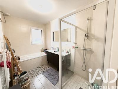 Maison - 89 m² - 5 pièces