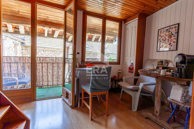 Maison - 176 m² - 7 pièces