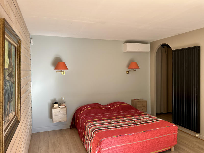 Maison - 210 m² - 7 pièces