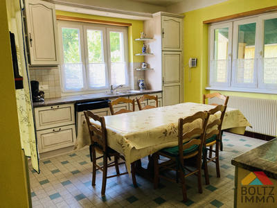 Maison - 121 m² - 5 pièces