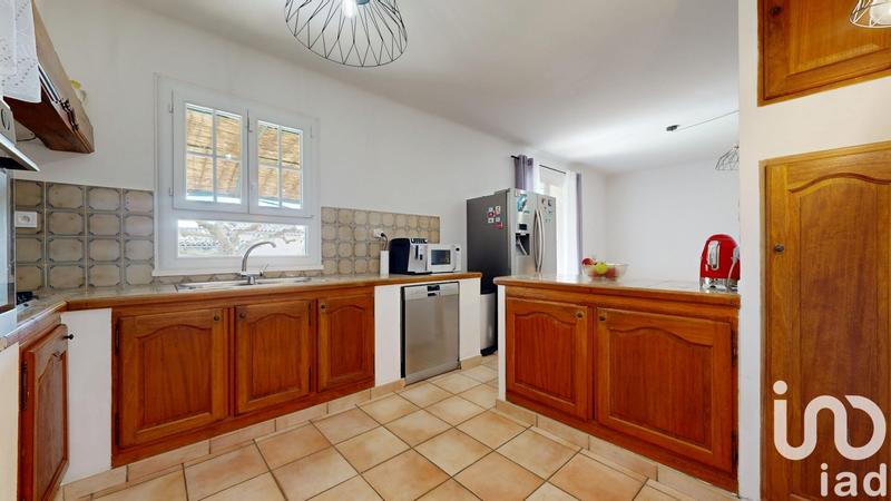 Maison - 280 m² - 10 pièces