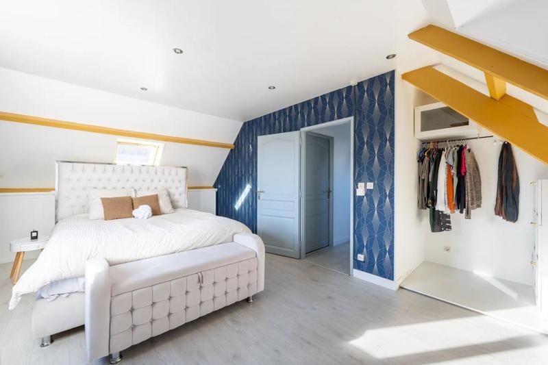 Maison - 158 m² - 6 pièces