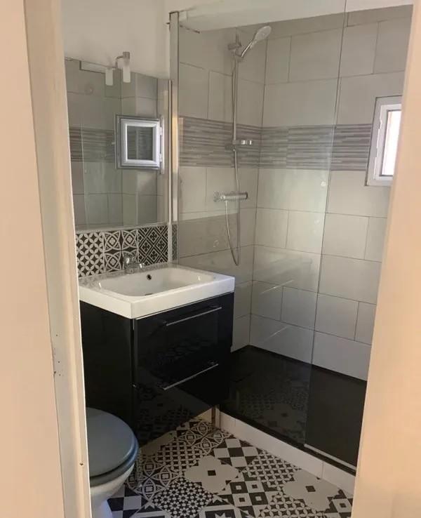 Studio - 25 m² - 1 pièce