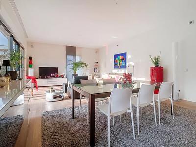 Maison - 170 m² - 6 pièces