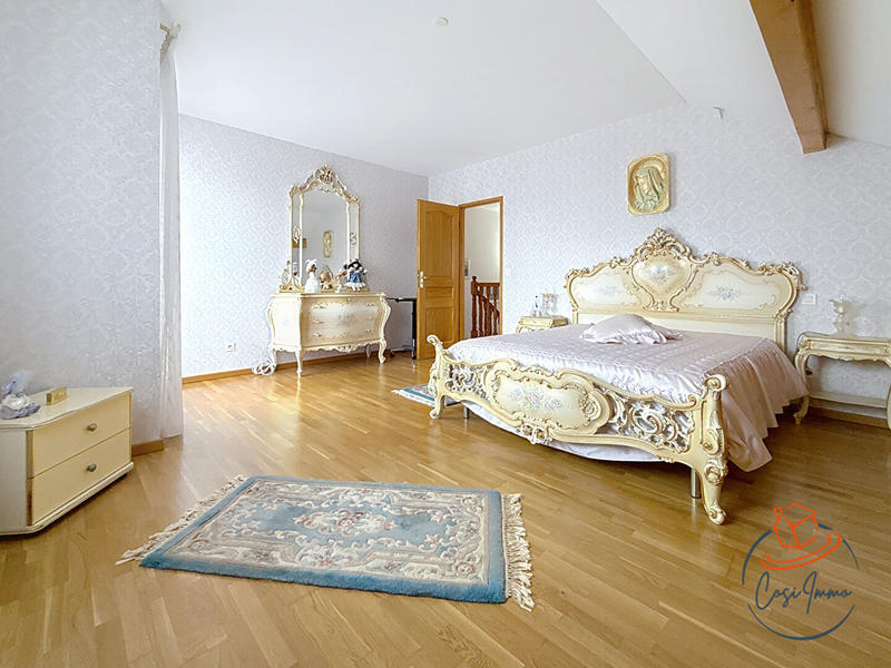 Maison - 175 m² - 5 pièces