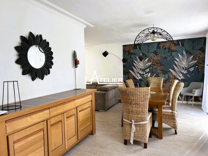 Maison - 111 m² - 4 pièces