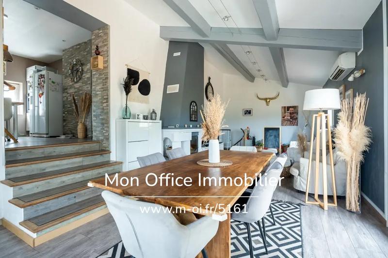 Maison - 144 m² - 5 pièces