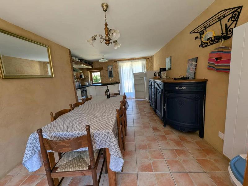 Maison - 260 m² - 9 pièces