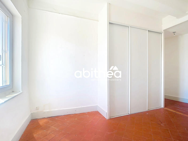 Appartement - 192 m² - 5 pièces