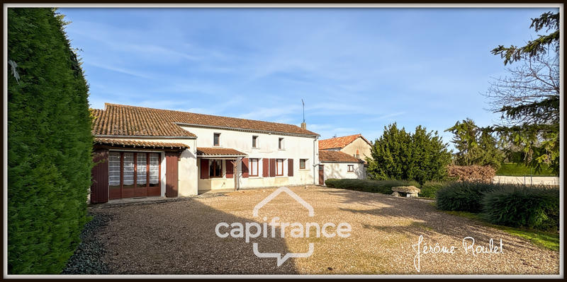 Maison - 104 m² - 4 pièces