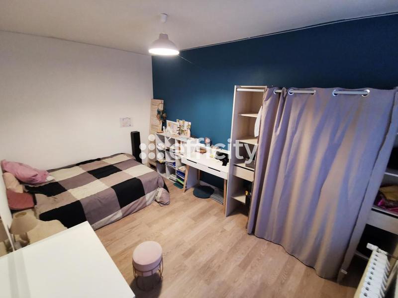 Maison de ville - 80 m² - 5 pièces