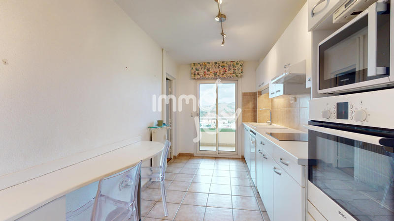 Appartement - 86 m² - 3 pièces