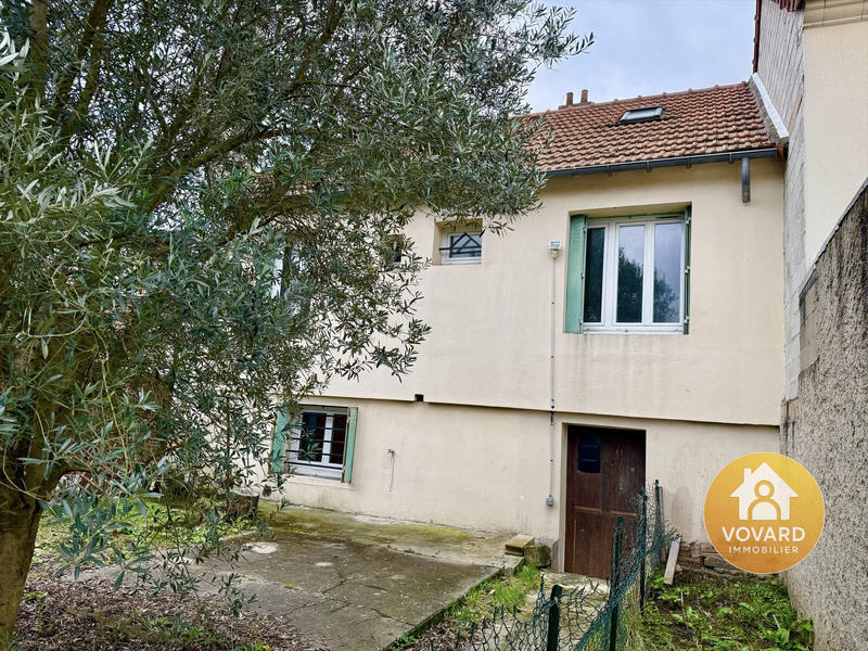 Maison - 93 m² - 4 pièces