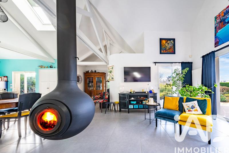 Maison - 169 m² - 7 pièces